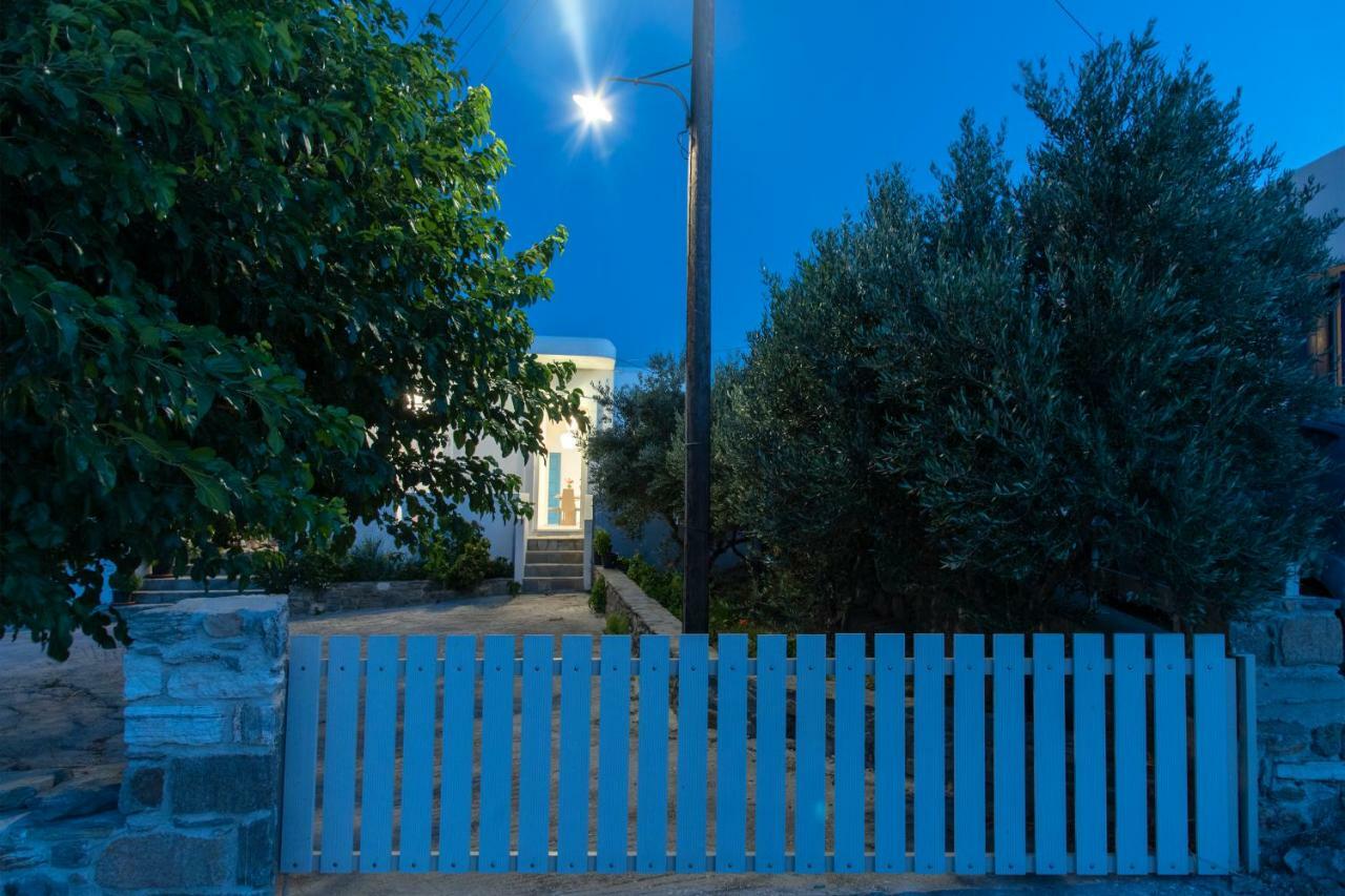 Villa Tonia Parasporos Exterior photo